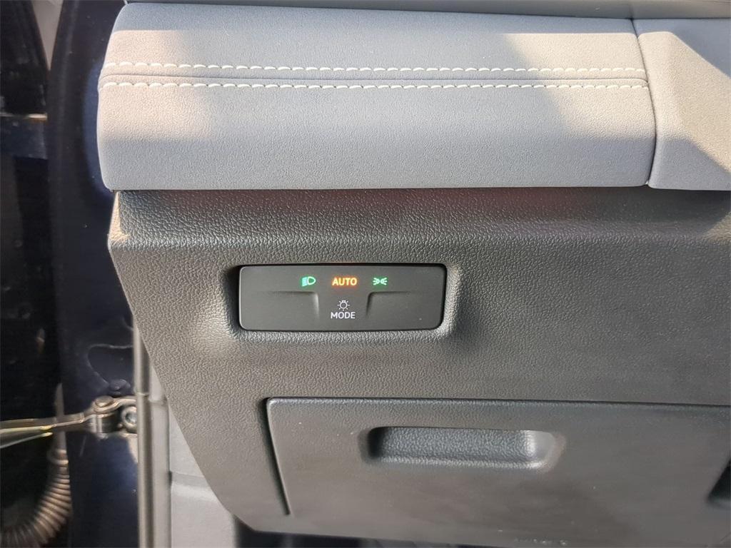new 2025 Volkswagen Tiguan car, priced at $35,709