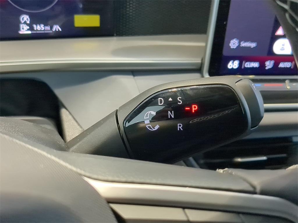 new 2025 Volkswagen Tiguan car, priced at $35,709
