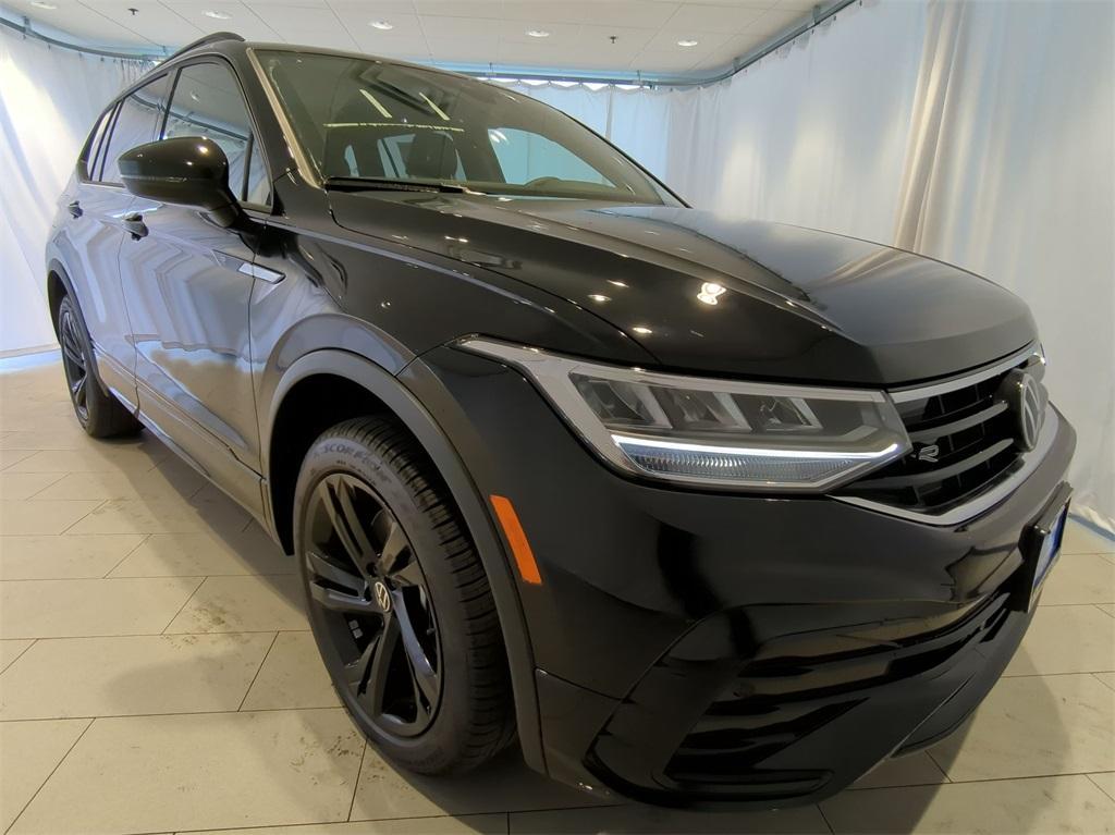 new 2024 Volkswagen Tiguan car, priced at $33,274