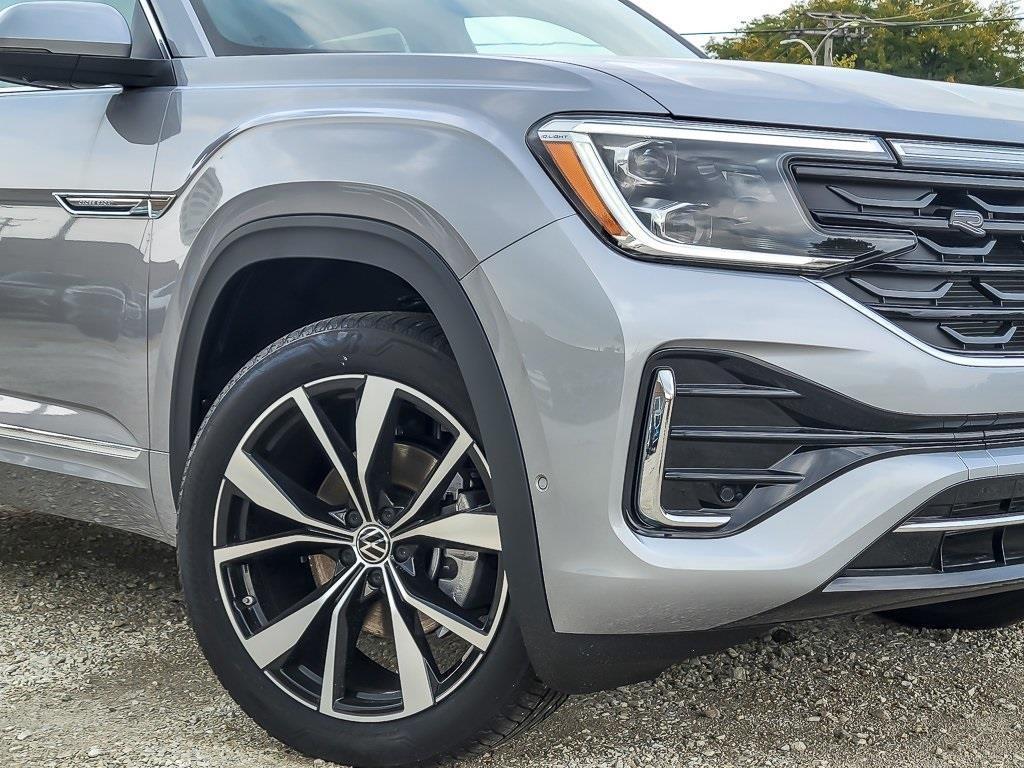 new 2025 Volkswagen Atlas Cross Sport car, priced at $49,185