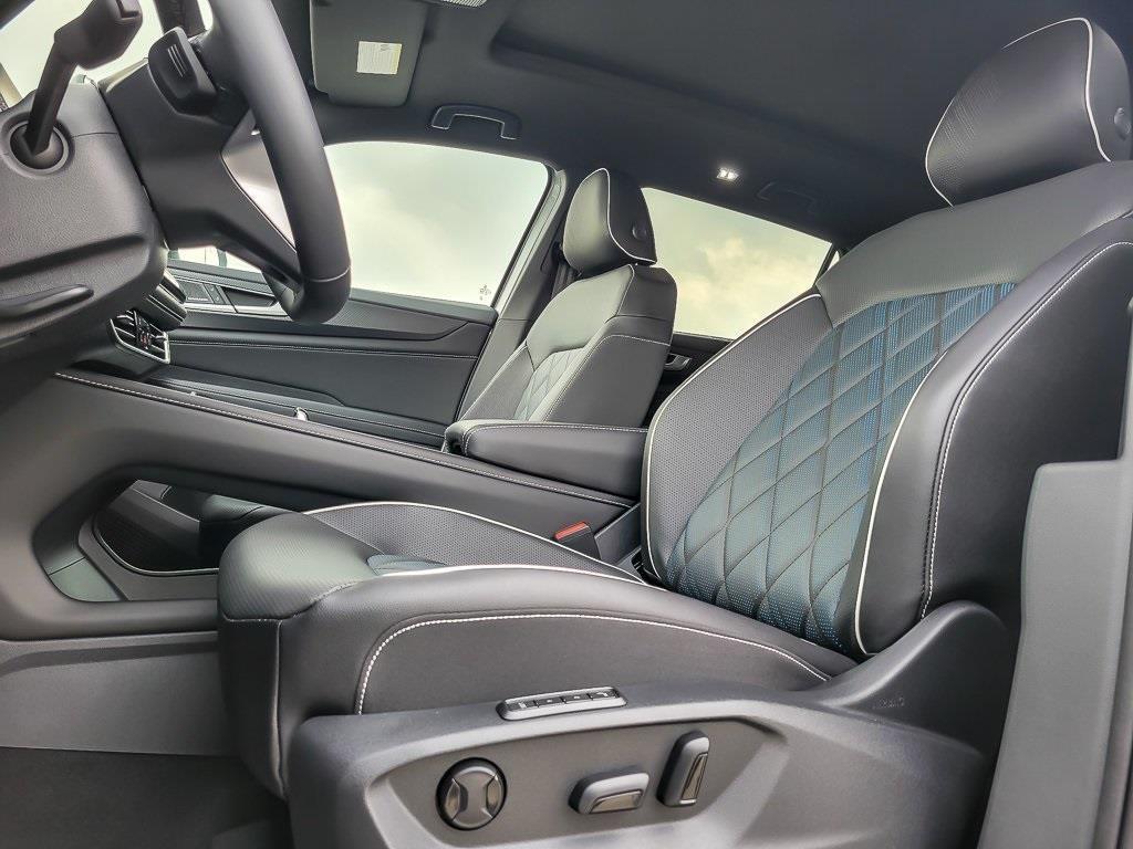 new 2025 Volkswagen Atlas Cross Sport car, priced at $49,185