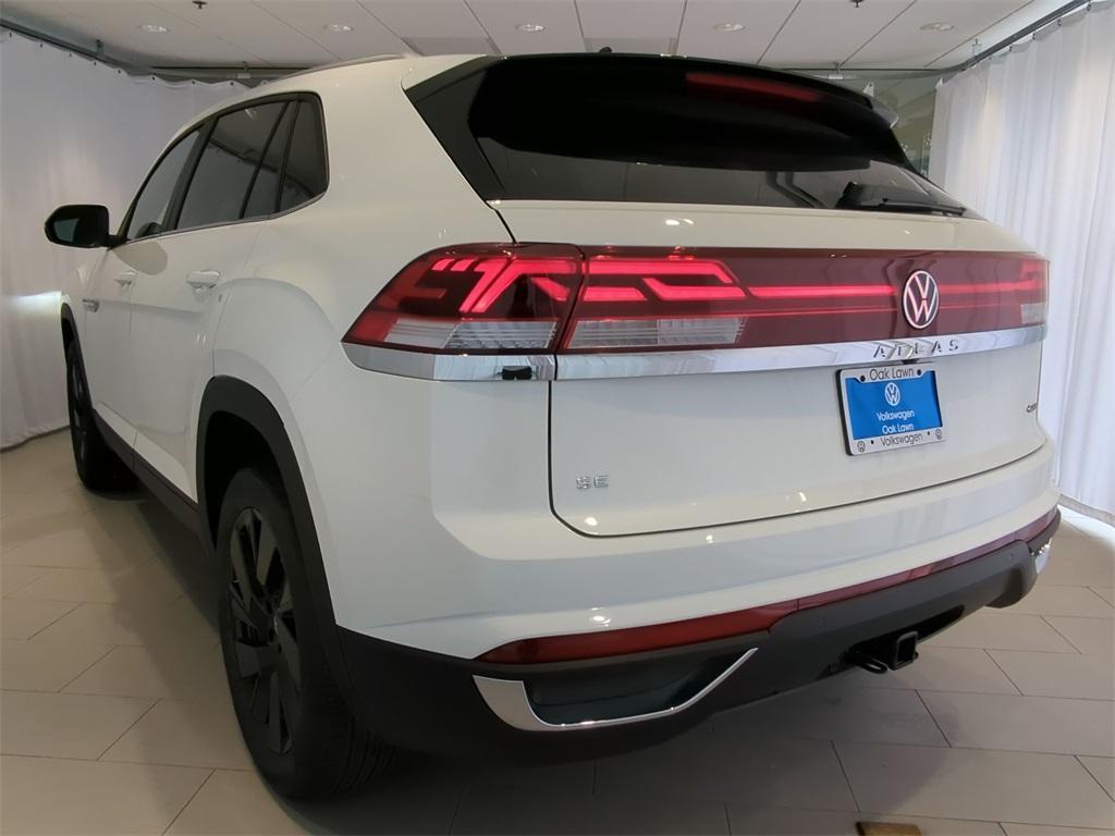 new 2025 Volkswagen Atlas Cross Sport car, priced at $43,032