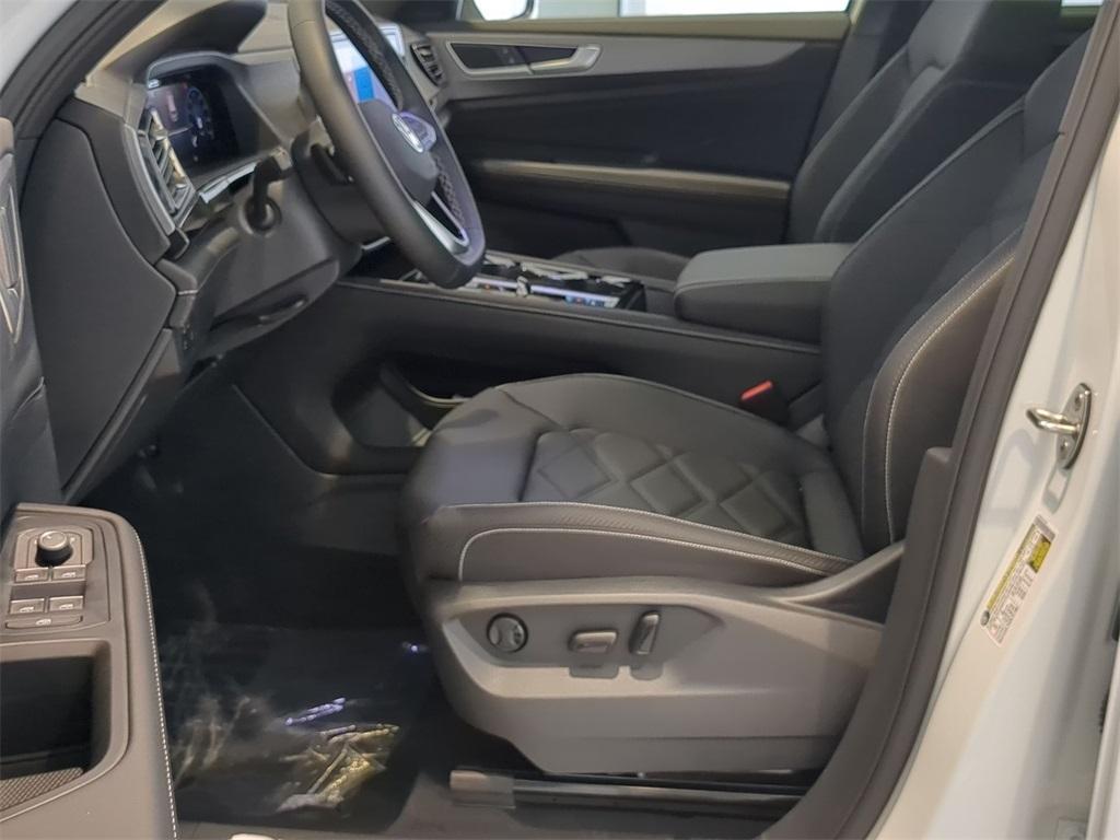 new 2025 Volkswagen Atlas Cross Sport car, priced at $43,032