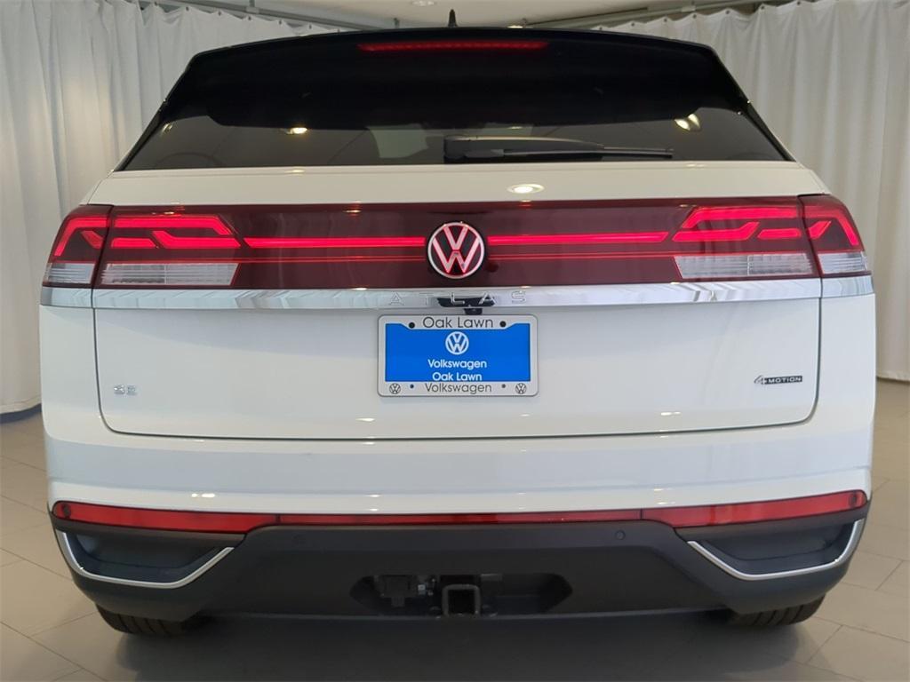 new 2025 Volkswagen Atlas Cross Sport car, priced at $43,032