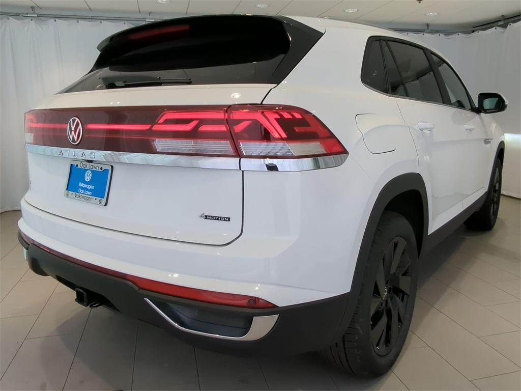 new 2025 Volkswagen Atlas Cross Sport car, priced at $43,032