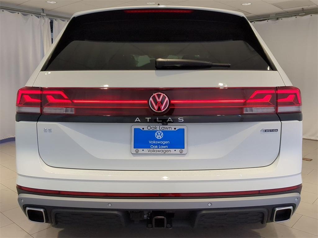 new 2025 Volkswagen Atlas car, priced at $46,002