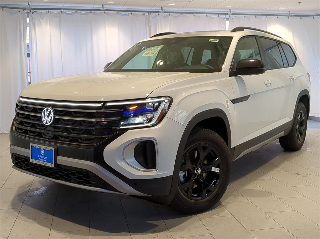 new 2025 Volkswagen Atlas car, priced at $46,002