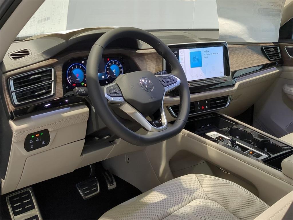 new 2025 Volkswagen Atlas car, priced at $51,738