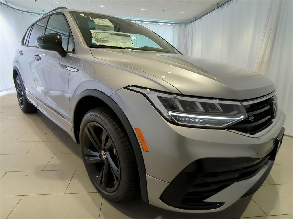 new 2024 Volkswagen Tiguan car, priced at $33,274