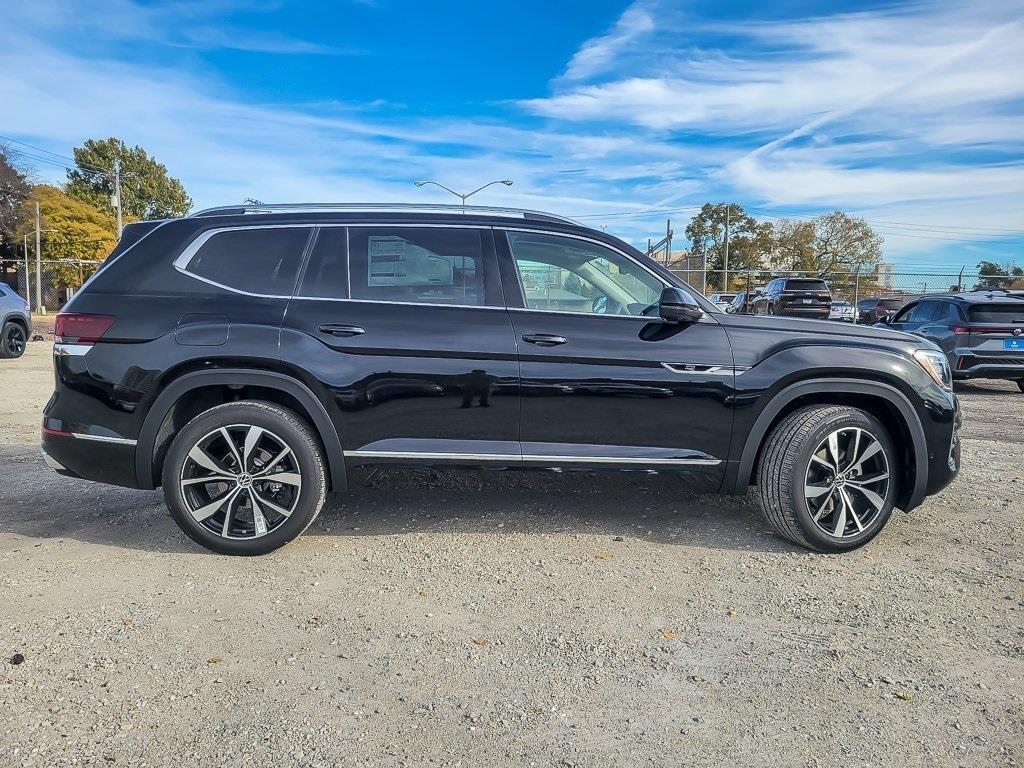new 2026 Volkswagen Atlas car, priced at $54,453