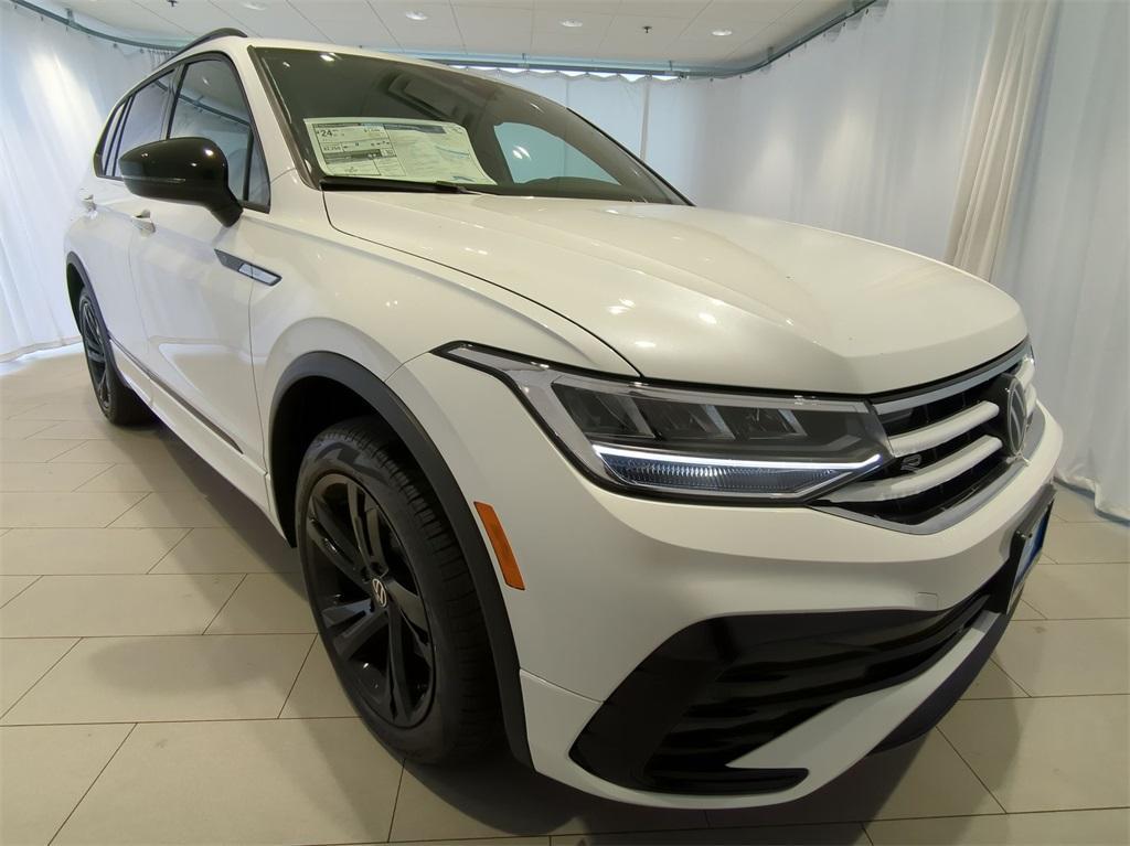 new 2024 Volkswagen Tiguan car, priced at $34,153