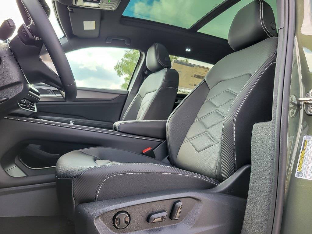 new 2026 Volkswagen Atlas Cross Sport car, priced at $45,577