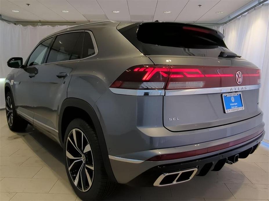 new 2025 Volkswagen Atlas Cross Sport car, priced at $51,018