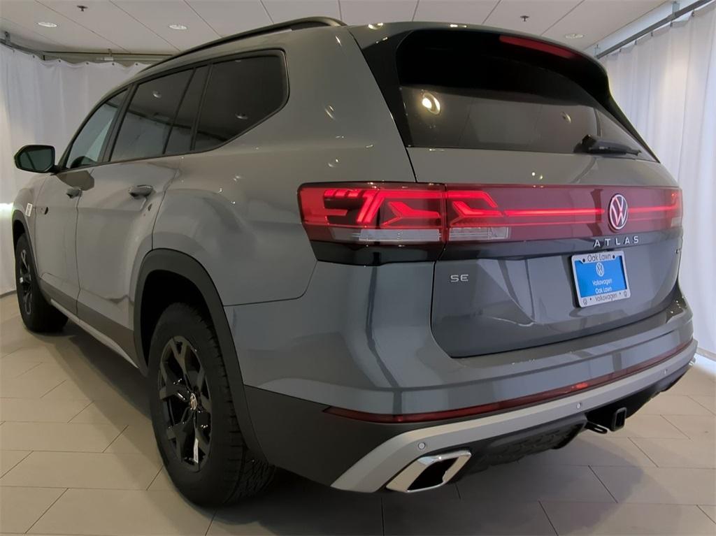 new 2025 Volkswagen Atlas car, priced at $46,439