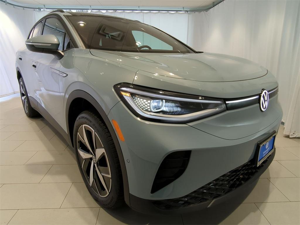 new 2025 Volkswagen ID.4 car, priced at $50,965