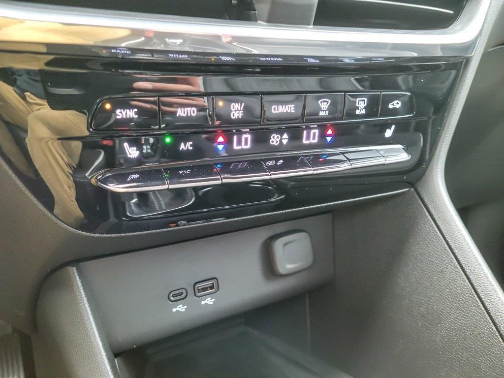 used 2024 Buick Encore GX car, priced at $25,091