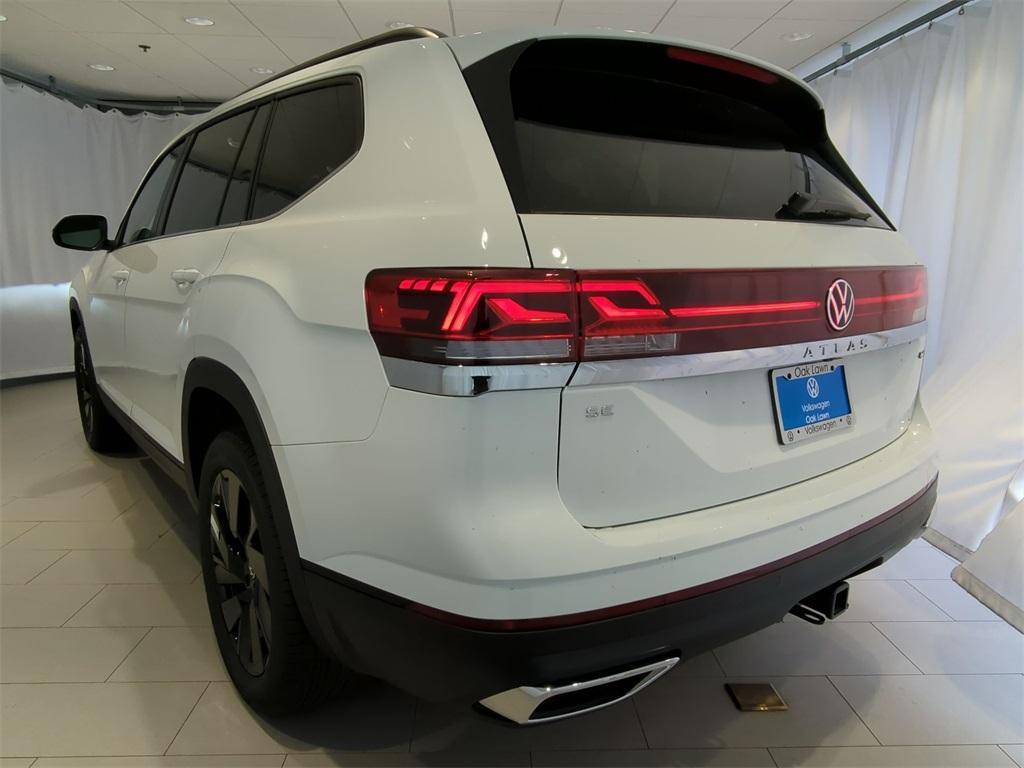 new 2025 Volkswagen Atlas car, priced at $42,652