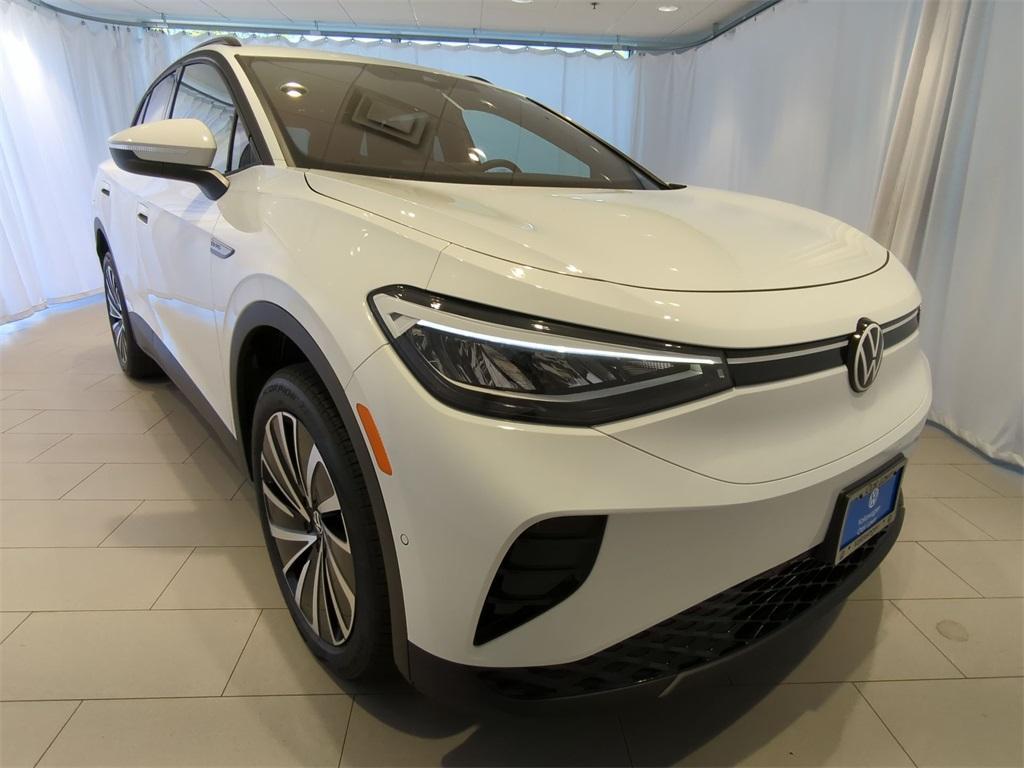 new 2025 Volkswagen ID.4 car, priced at $46,161