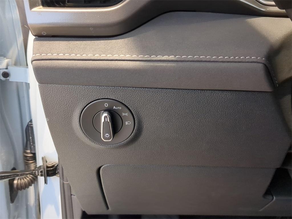 new 2025 Volkswagen Taos car, priced at $31,809