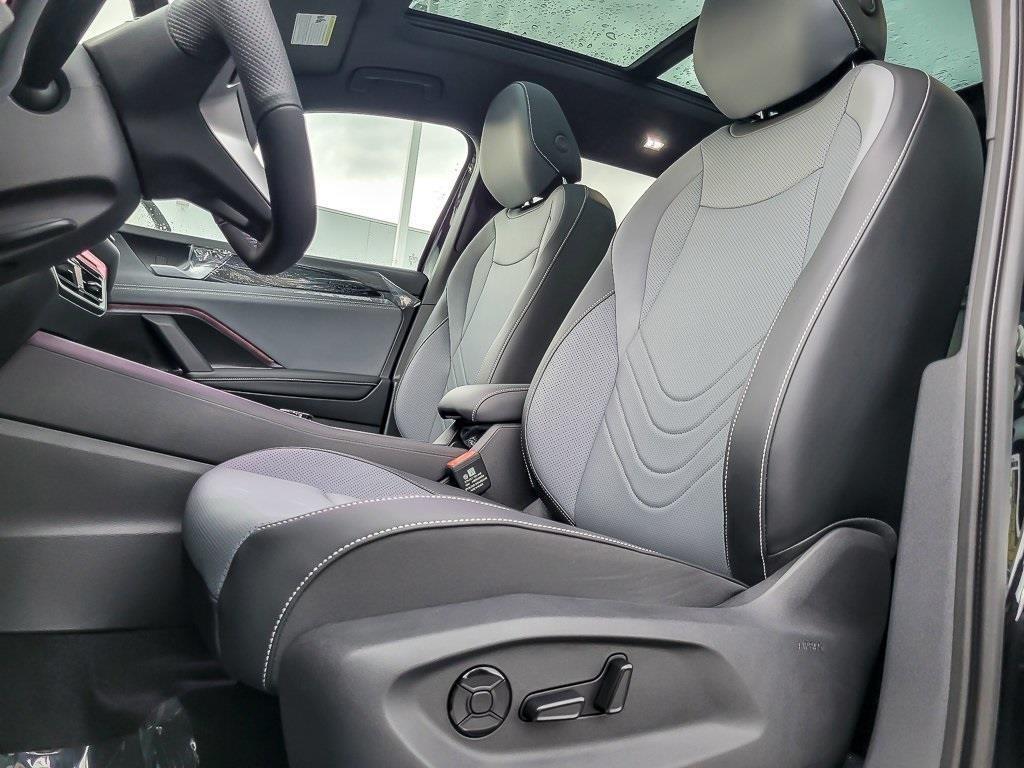 new 2025 Volkswagen Tiguan car, priced at $37,288