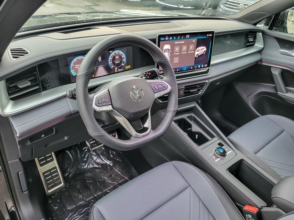 new 2025 Volkswagen Tiguan car, priced at $37,288