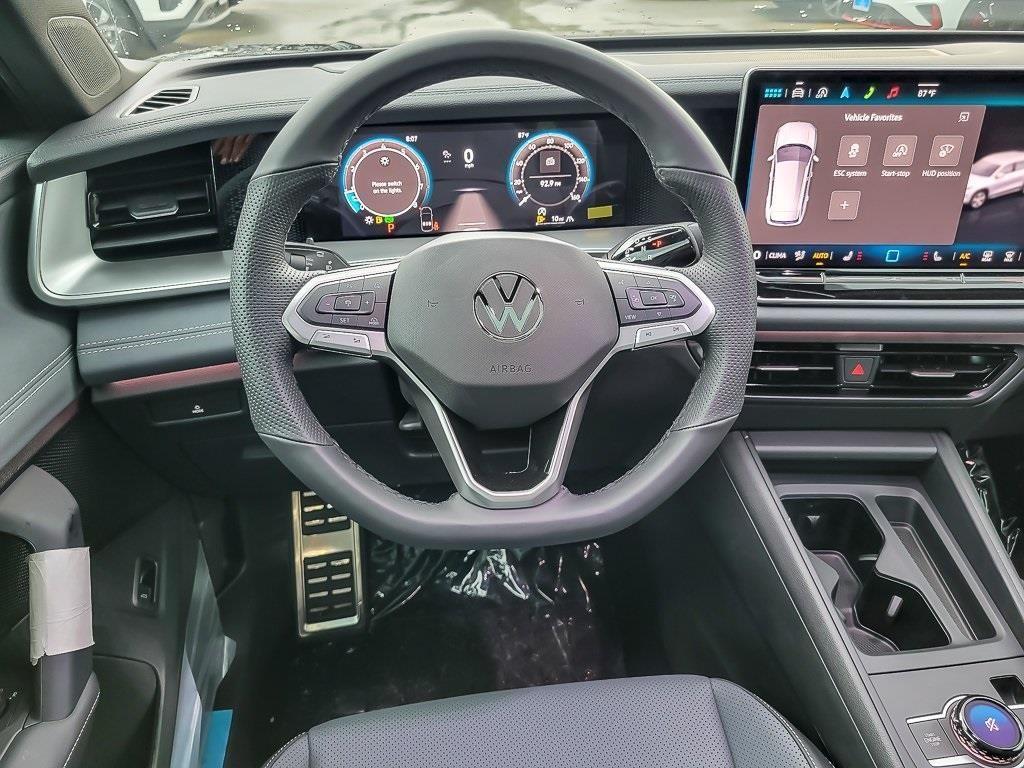 new 2025 Volkswagen Tiguan car, priced at $37,288