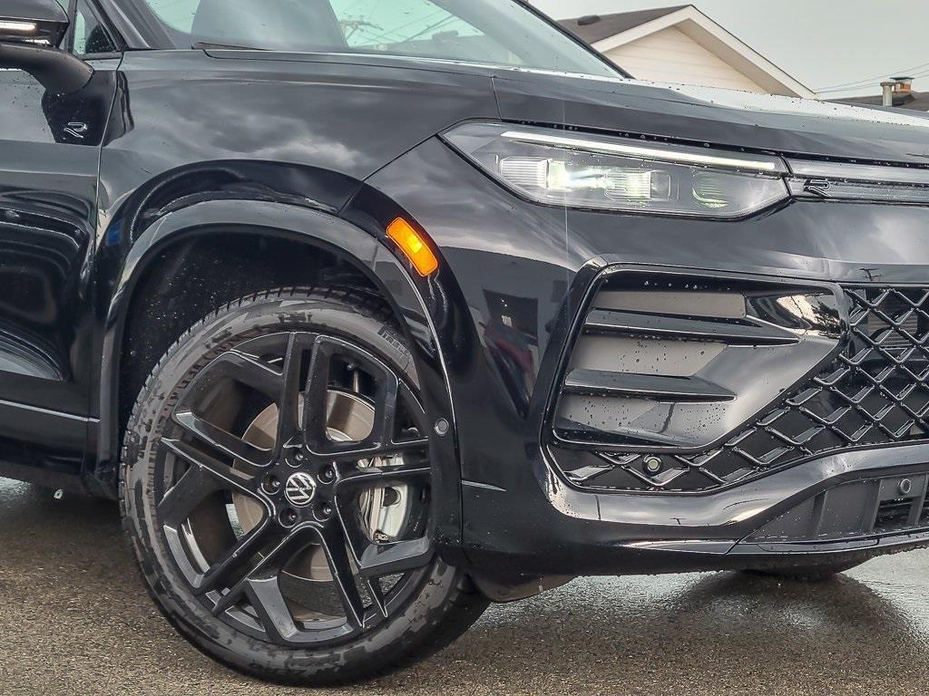 new 2025 Volkswagen Tiguan car, priced at $37,288