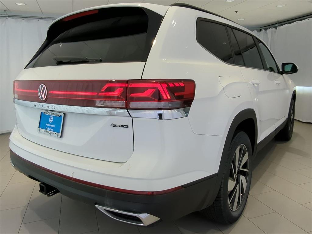 new 2025 Volkswagen Atlas car, priced at $43,168