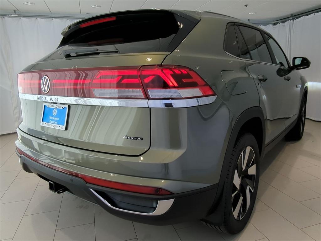 new 2025 Volkswagen Atlas Cross Sport car, priced at $43,672