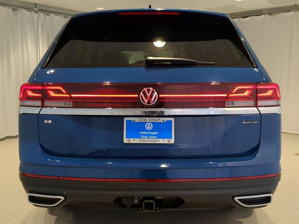 new 2025 Volkswagen Atlas car, priced at $44,561