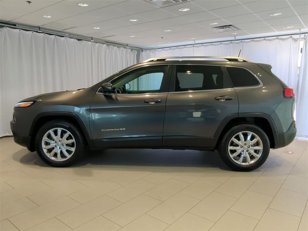 used 2016 Jeep Cherokee car, priced at $14,291