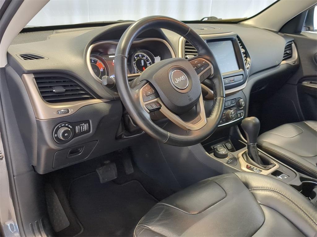 used 2016 Jeep Cherokee car, priced at $14,291