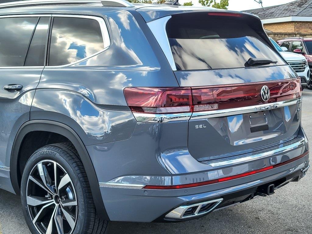 new 2026 Volkswagen Atlas car, priced at $54,716