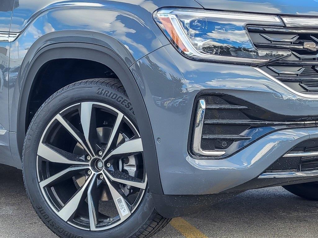 new 2026 Volkswagen Atlas car, priced at $54,716