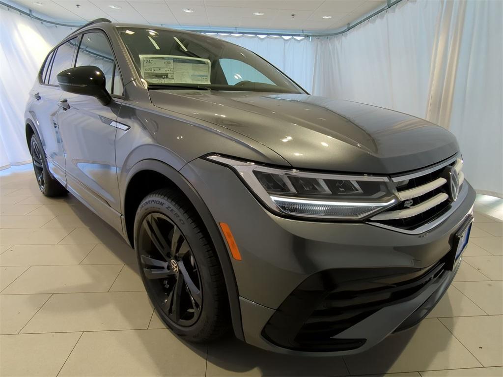 new 2024 Volkswagen Tiguan car, priced at $33,784