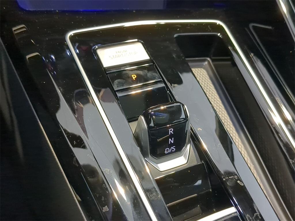 new 2025 Volkswagen Golf GTI car, priced at $38,918