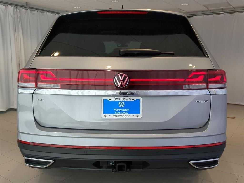 new 2025 Volkswagen Atlas car, priced at $43,152