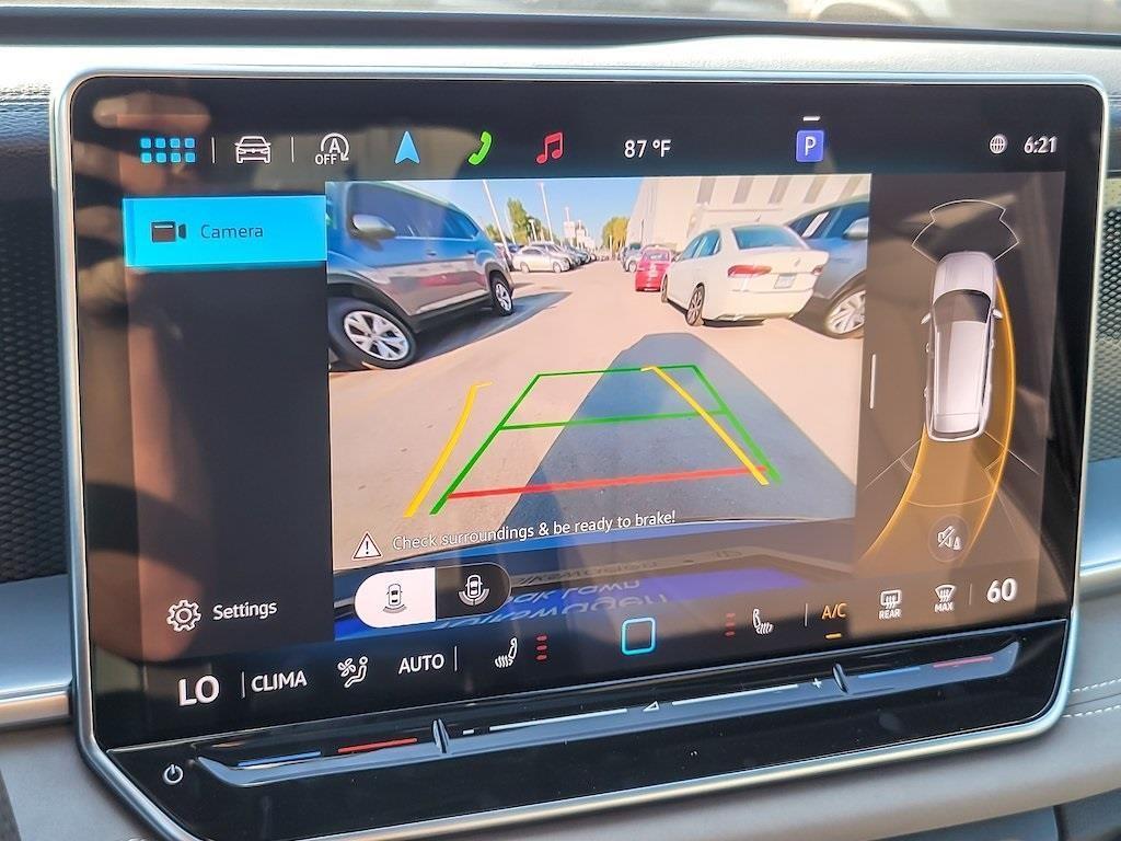 new 2025 Volkswagen Tiguan car, priced at $37,298