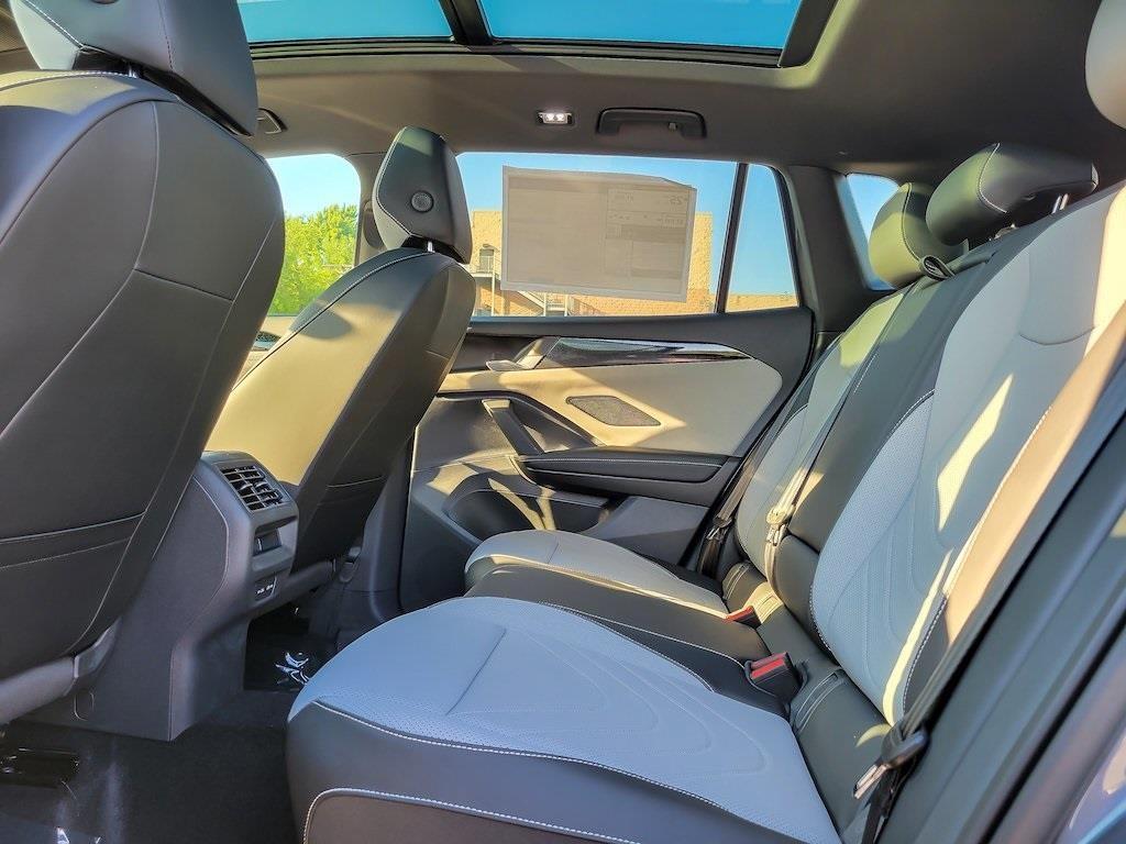 new 2025 Volkswagen Tiguan car, priced at $37,298