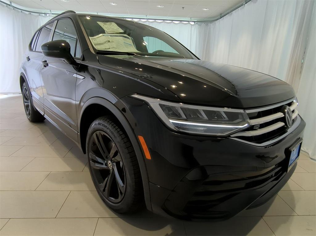 new 2024 Volkswagen Tiguan car, priced at $33,274