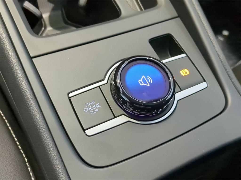 new 2025 Volkswagen Tiguan car, priced at $35,040