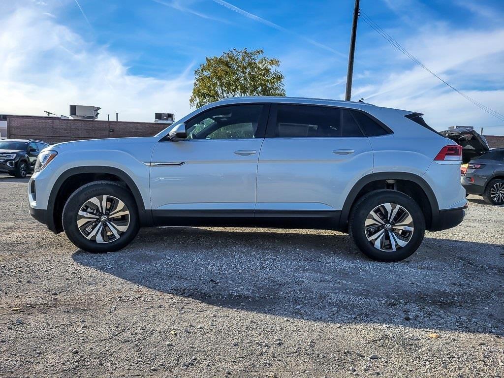 new 2026 Volkswagen Atlas Cross Sport car, priced at $40,705