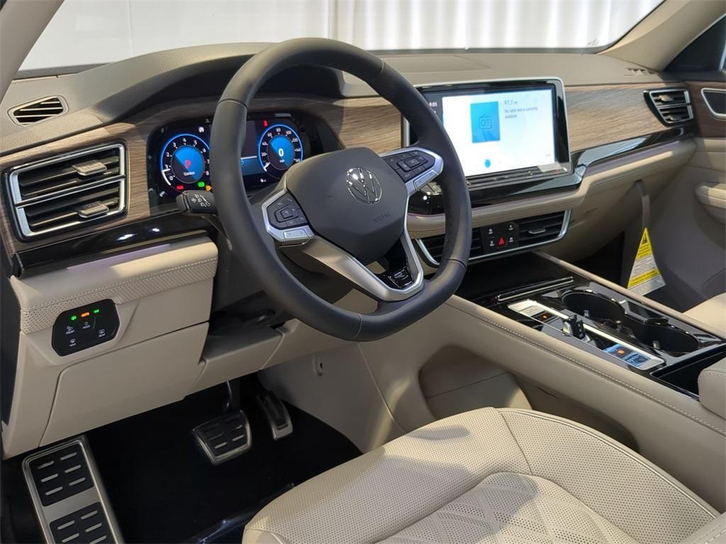 new 2025 Volkswagen Atlas car, priced at $51,279
