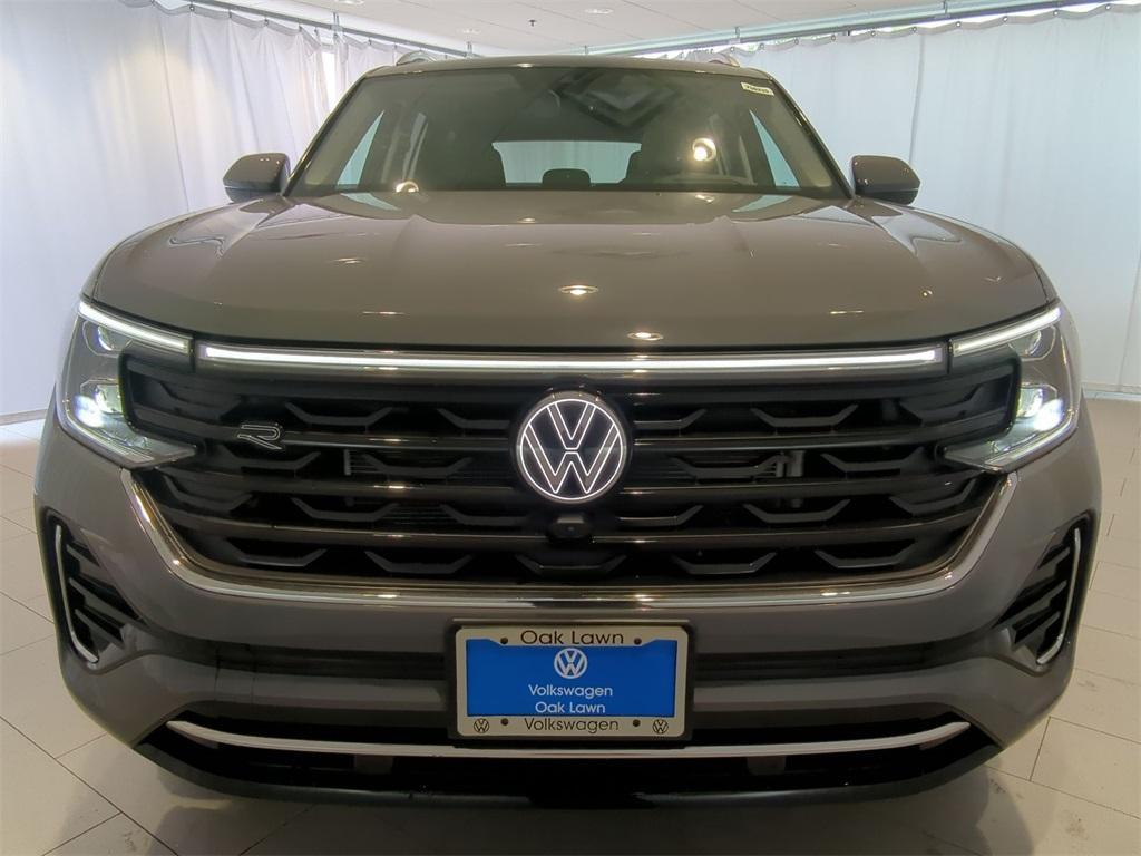 new 2025 Volkswagen Atlas car, priced at $51,279