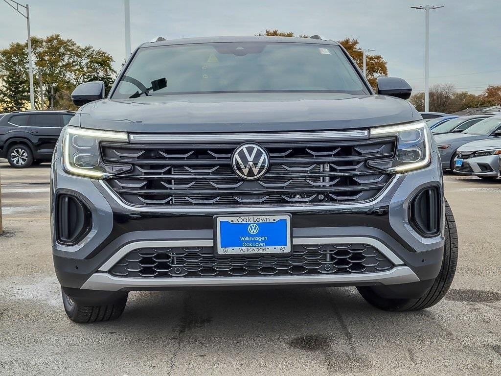 new 2026 Volkswagen Atlas Cross Sport car, priced at $46,526