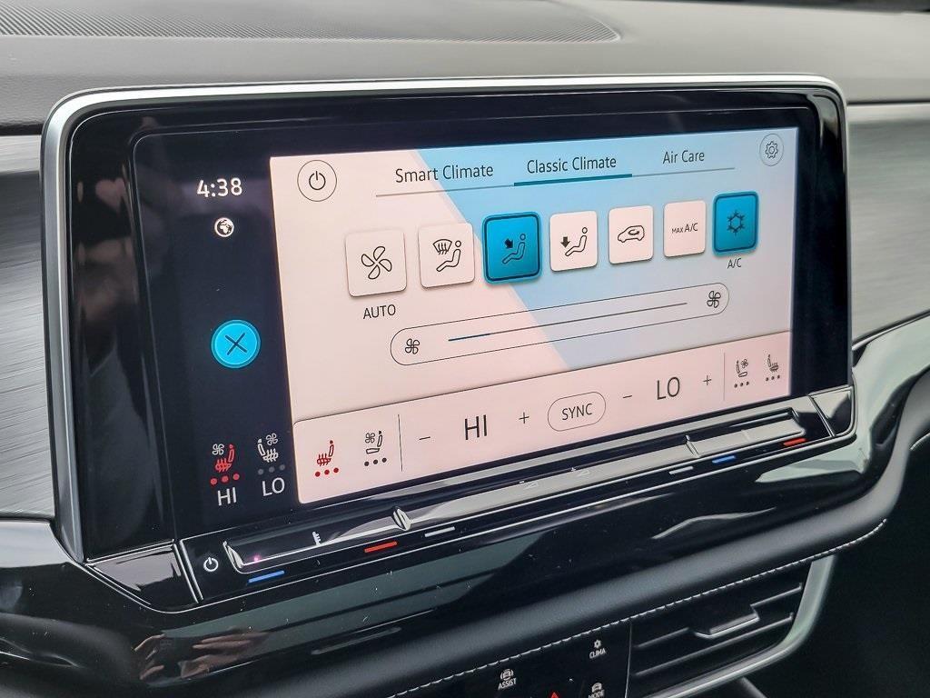 new 2026 Volkswagen Atlas Cross Sport car, priced at $46,526