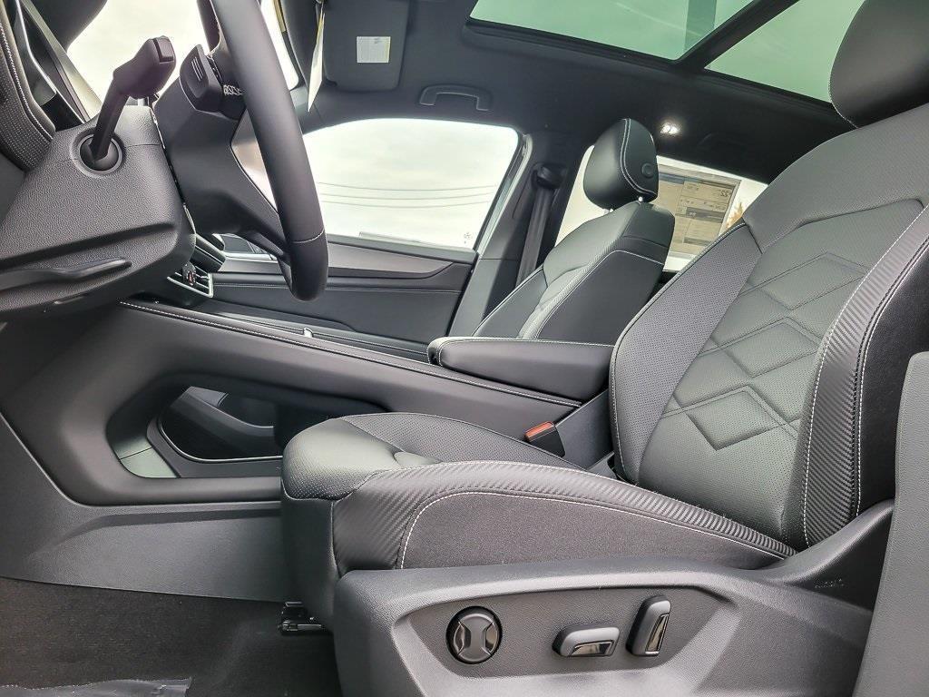 new 2026 Volkswagen Atlas Cross Sport car, priced at $46,526