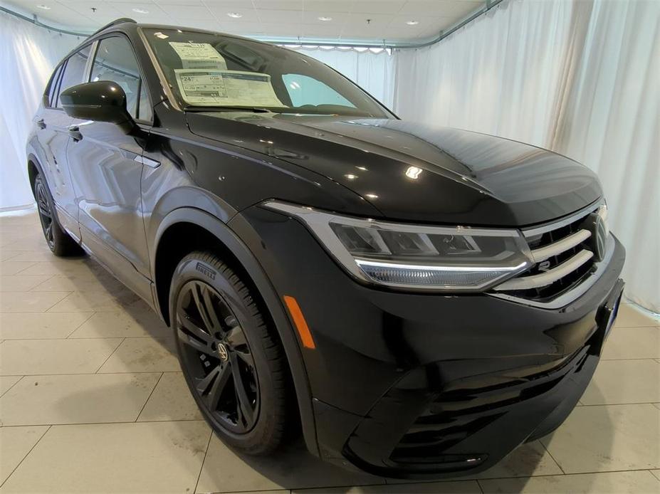 new 2024 Volkswagen Tiguan car, priced at $33,274