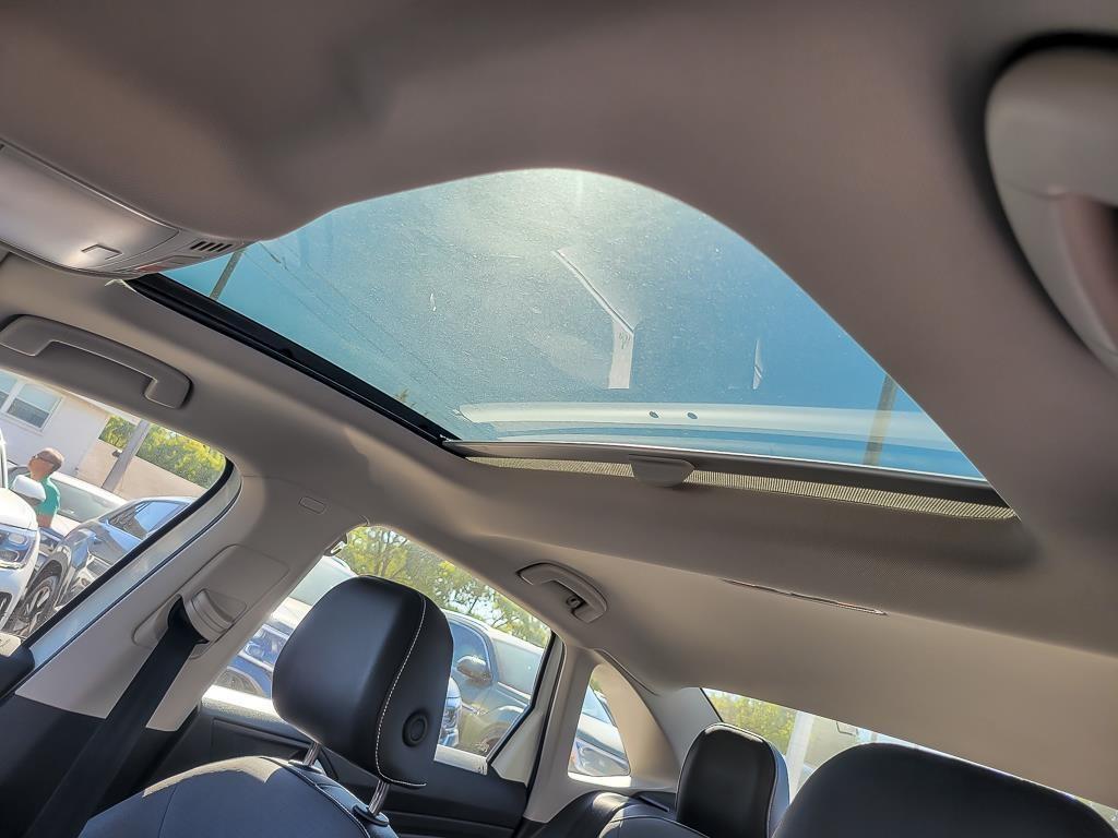 used 2025 Volkswagen Jetta car, priced at $23,380