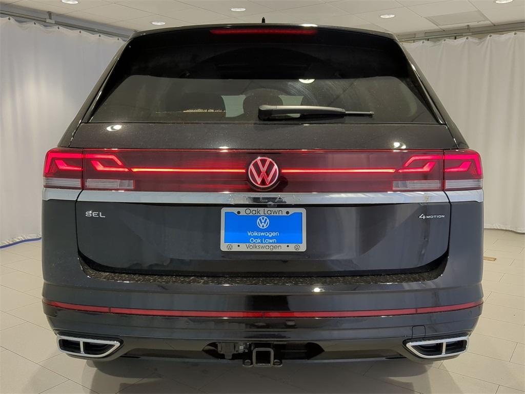 new 2025 Volkswagen Atlas car, priced at $51,086